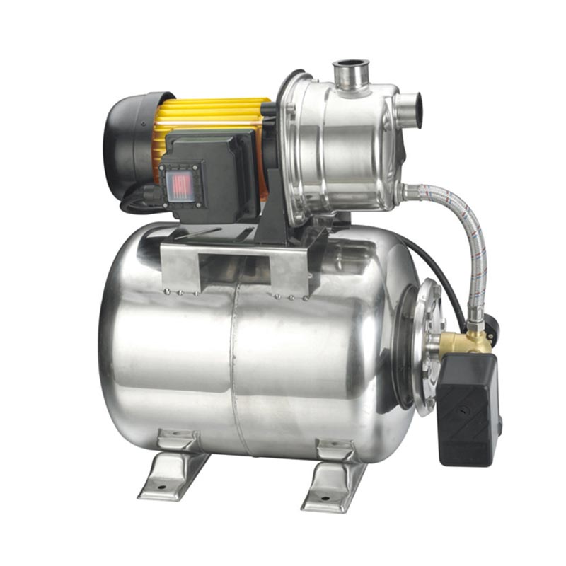 Садова насосна станція з напірним баком